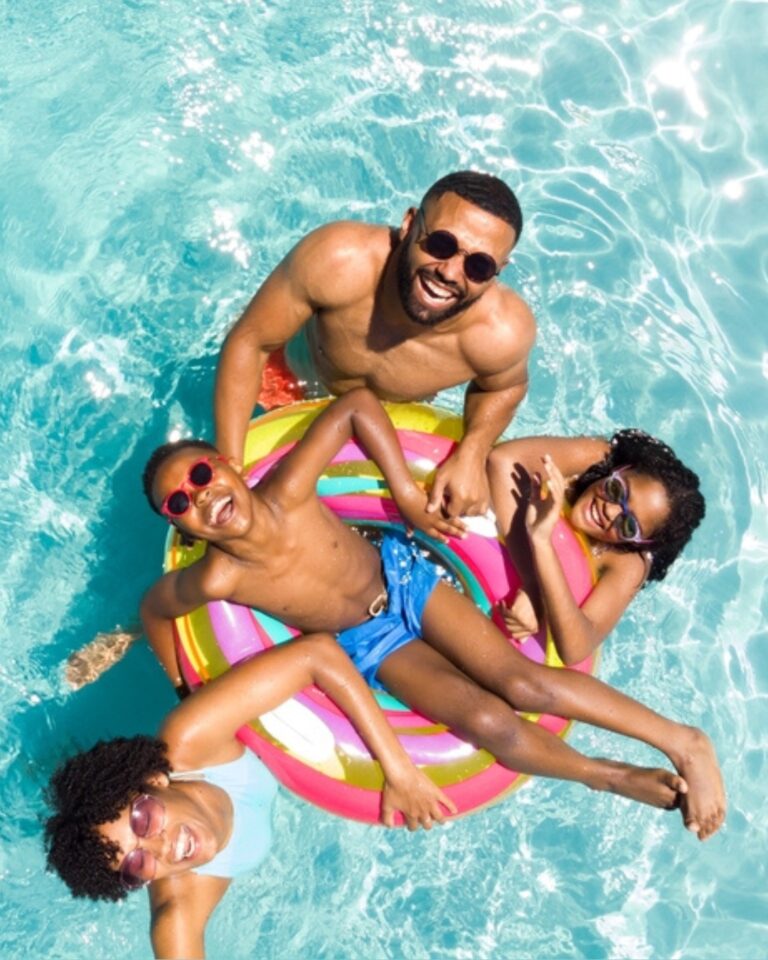 SPF 50
Broad Spectrum Protection